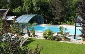 Erfrischung im hauseigenen Pool, © Pension Landhaus Ingrid