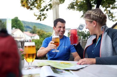 Nach einer langen Pilgerwanderung tut eine Rast gut, © weinfranz.at