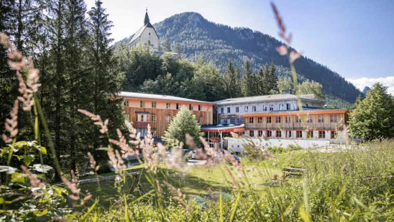 Außenansicht JUFA Hotel am Sigmundsberg, © Harald Eisenberger/JUFA Hotels