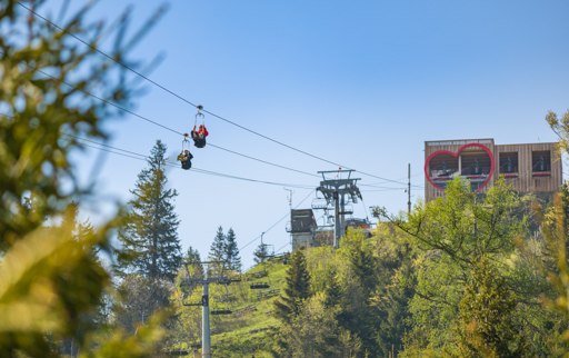 Erlebe das Gefühl von Fliegen mit der Zipline Annaberg, © Martin Fülöp